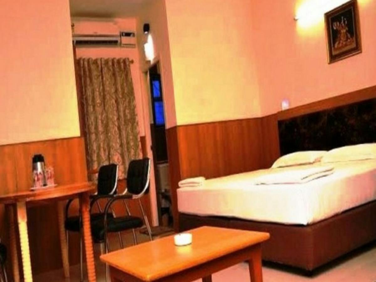 Hotel J Maariot Erode Dış mekan fotoğraf
