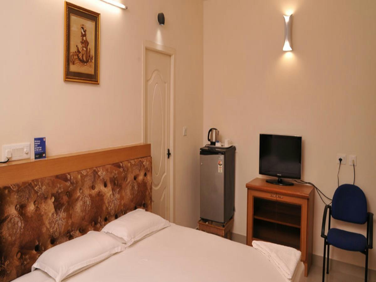 Hotel J Maariot Erode Dış mekan fotoğraf